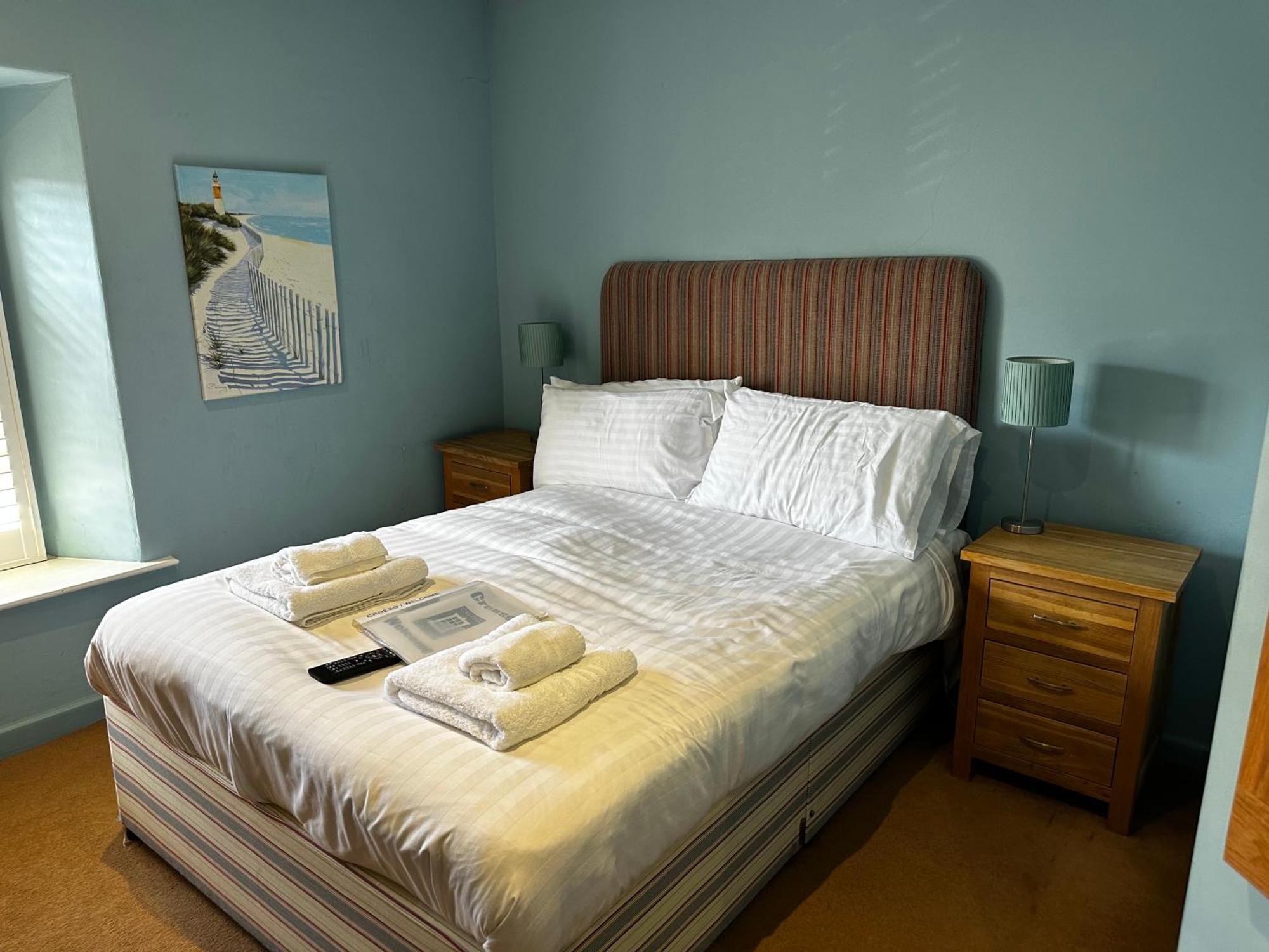 Castle Hotel Aberaeron Kültér fotó